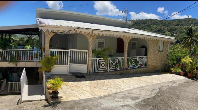 Haut De Villa Chez Ghighi Riviere-Pilote Ngoại thất bức ảnh