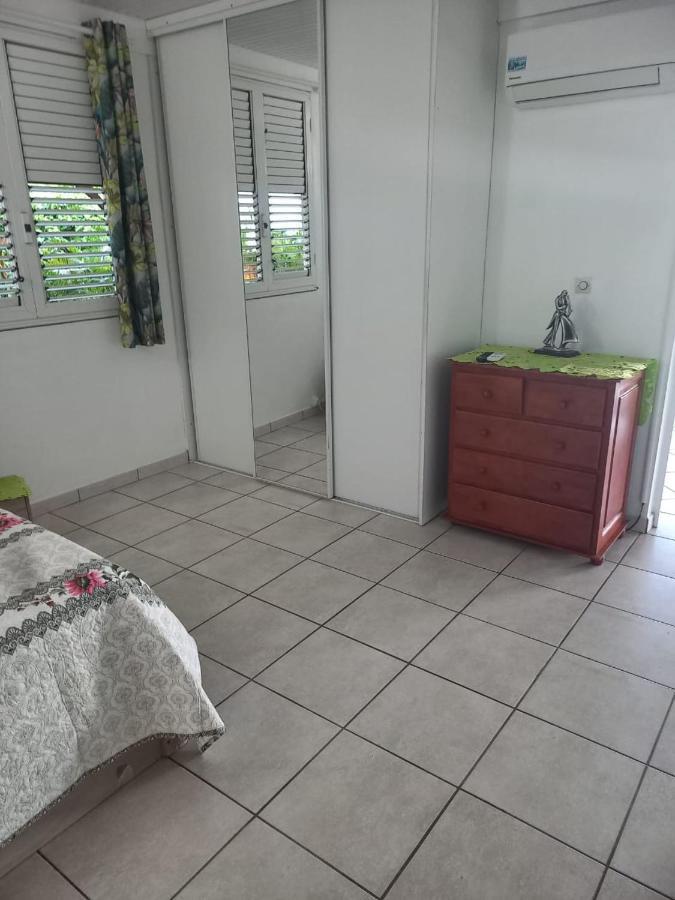 Haut De Villa Chez Ghighi Riviere-Pilote Ngoại thất bức ảnh